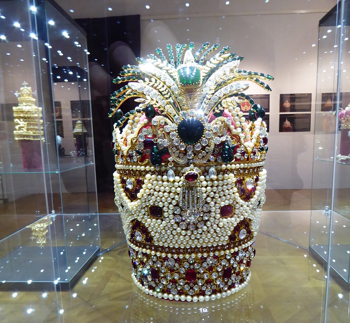 موزه جواهرات ملی تهران